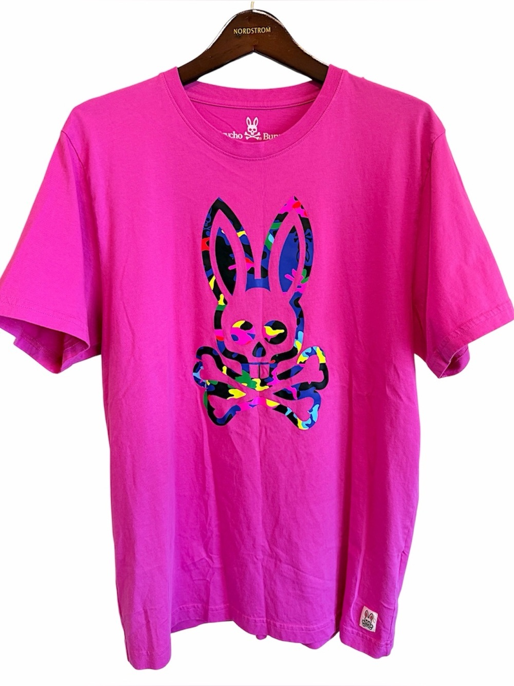 Psycho Bunnny pima Cotton camo bunny print UNISEX Tshirt, fuchsia pink, size XL